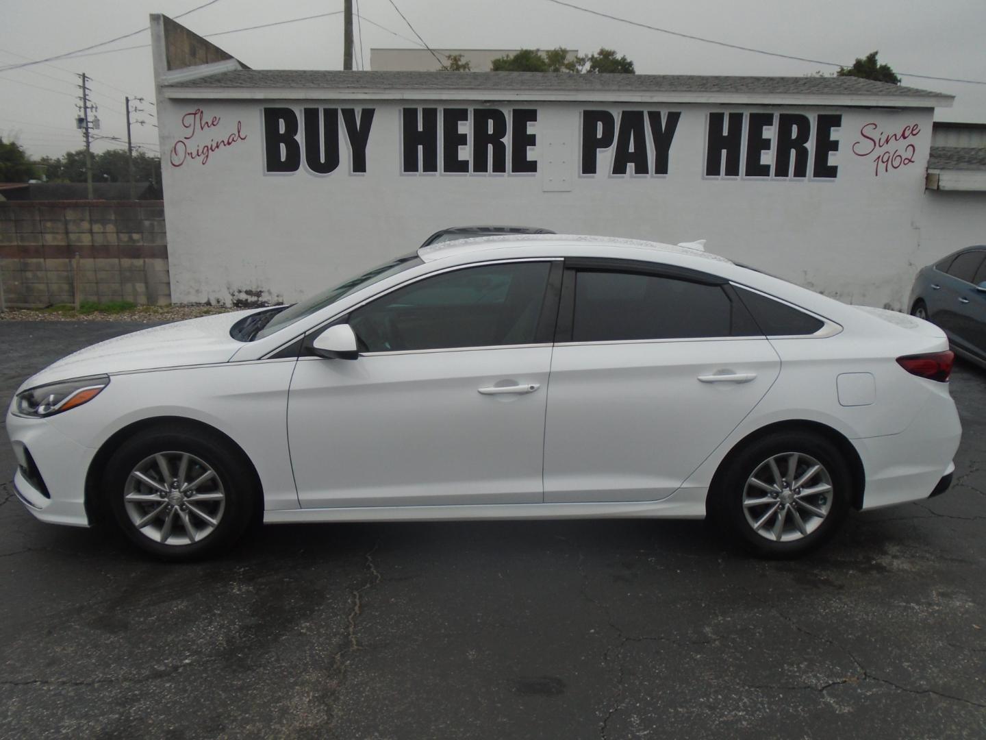 2018 Hyundai Sonata (5NPE24AF5JH) , located at 6112 N Florida Avenue, Tampa, FL, 33604, (888) 521-5131, 27.954929, -82.459534 - Photo#0